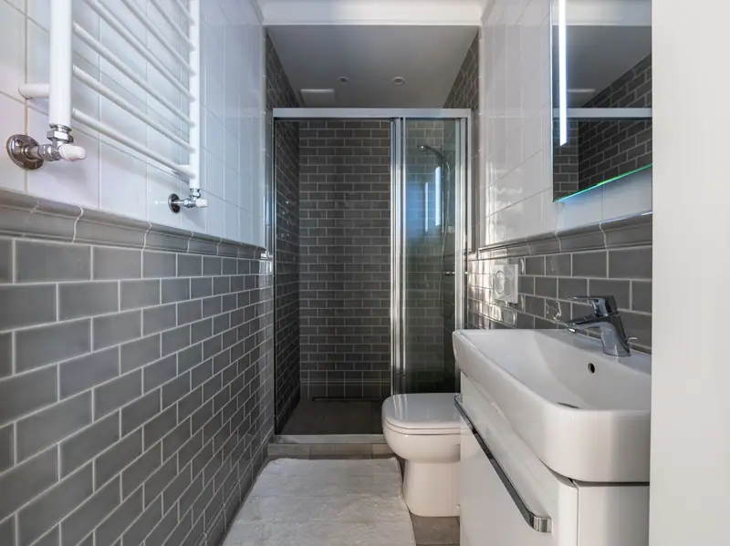 Baño con ducha de obra, Novelda